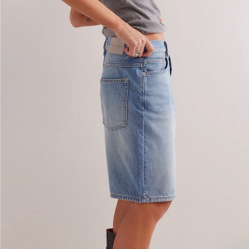 Free People Montana Denim Shorts Cowgirl Blues Size 29 NWT - Picture 3 of 10